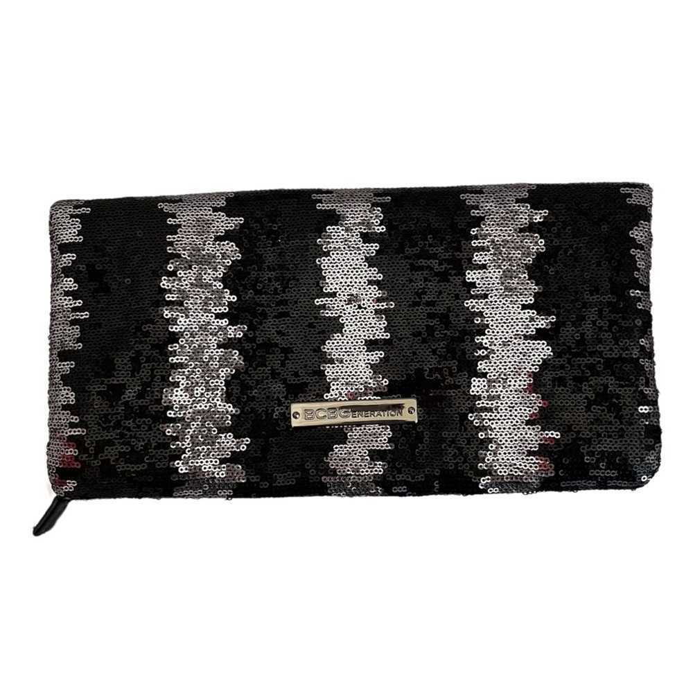 BCBGeneration Sequin Clutch Blackβ Silver Glam Party Evening Prom